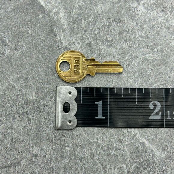 Authentic Vintage Louis Vuitton Brass Lock And Key Bag Charm Padlock #230 - Picture 13 of 13